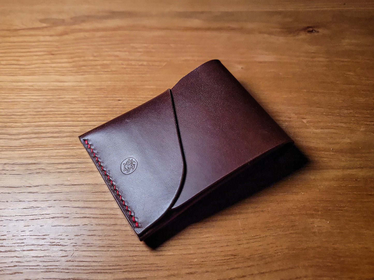 Pioneer Wallet - Walnut with Crimson Thread