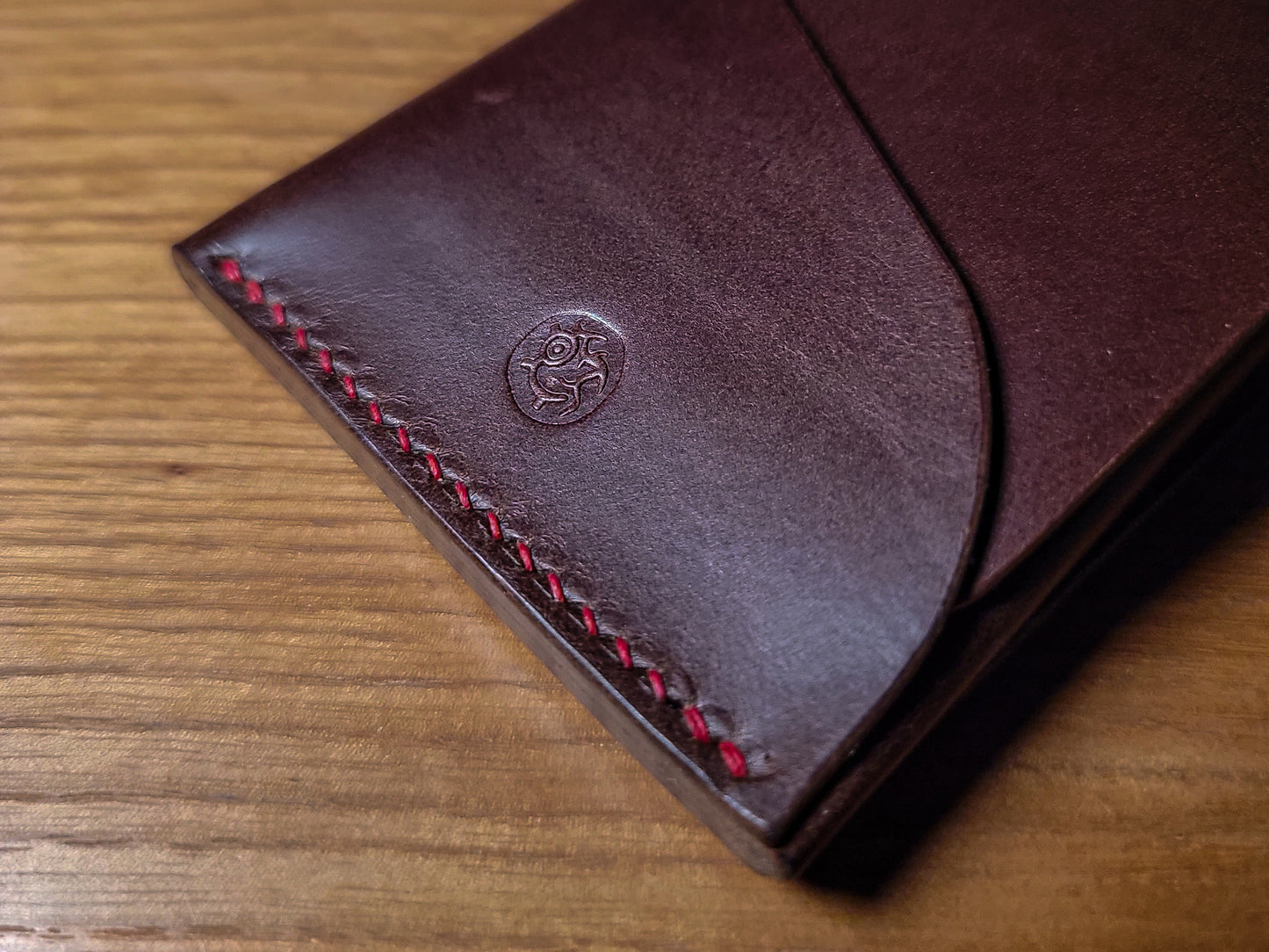 Pioneer Wallet - Walnut with Crimson Thread